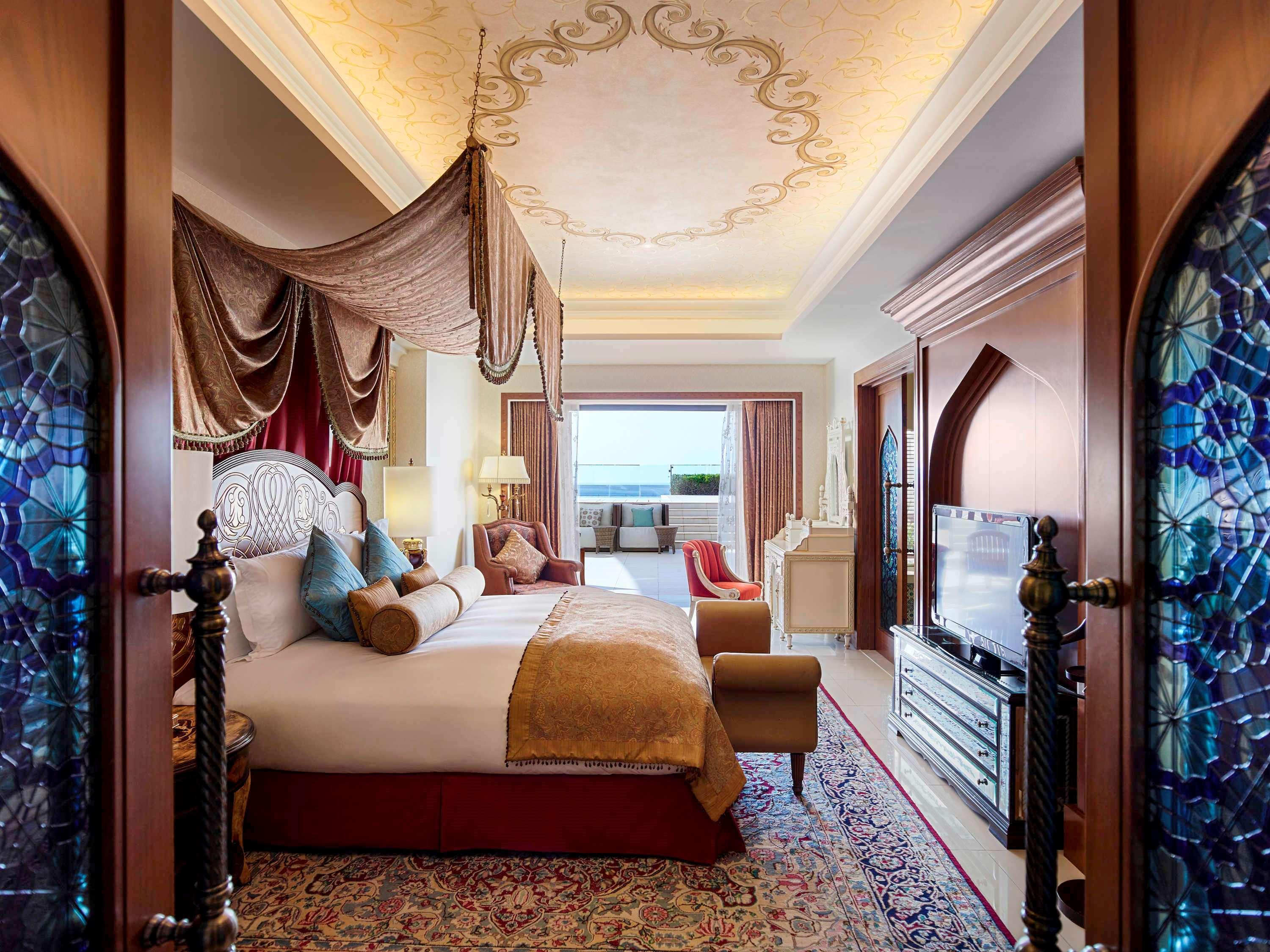 Novotel Hotel 4*