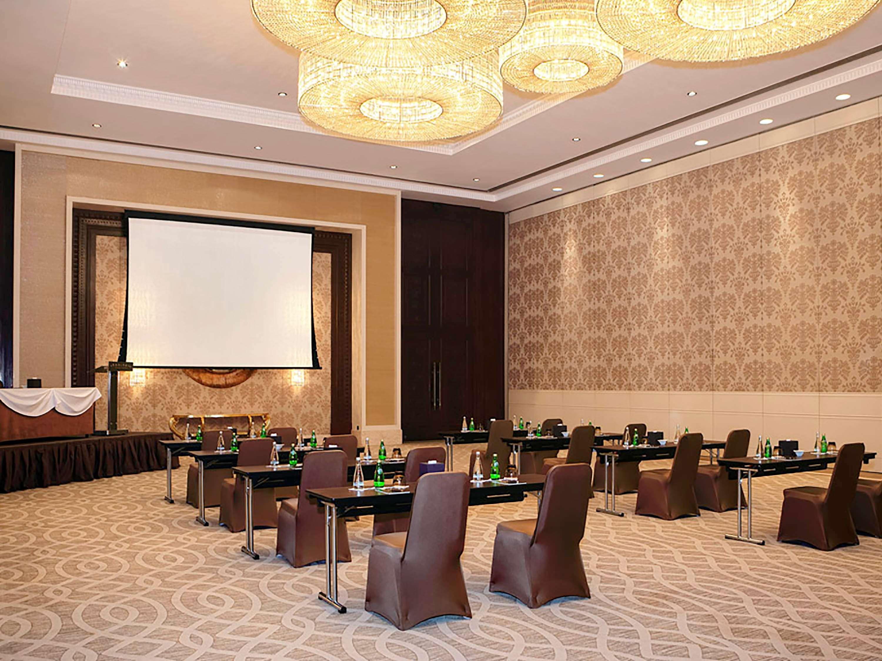 Novotel 4*